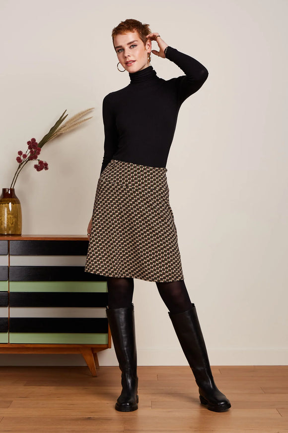 Lockett Border skirt