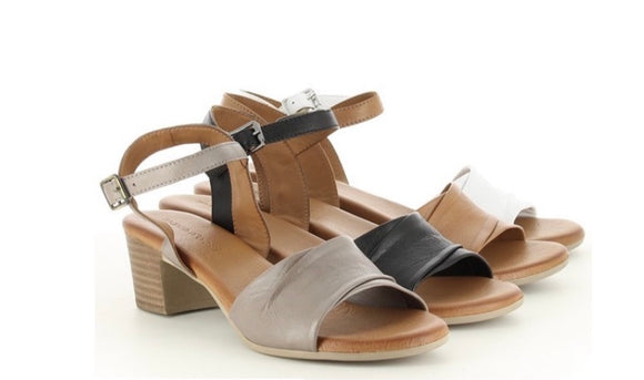 Misaki mid heel leather sandals POWDER